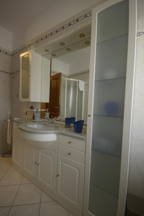 Villa Marisa Павия Екстериор снимка